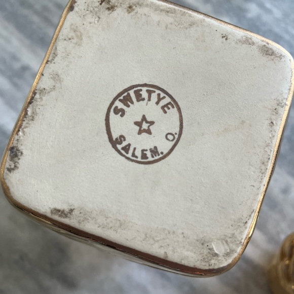 Vintage SWETYE  Salem  Golden gold, pitcher jug, and small swan with hat Chatzky - Picture 14 of 17